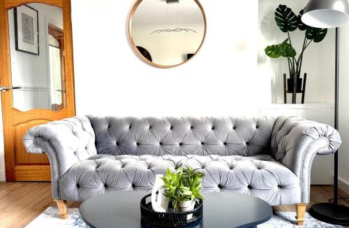 Bo'ness Apartment | Newtown Hideaway