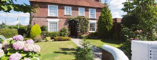 South Hayling Hotel | Newtown House Hotel