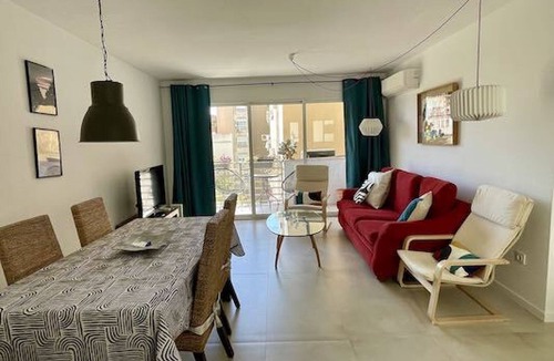 En Corts Apartment | Newwave Russafa Haven