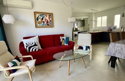 En Corts Apartment | Newwave Russafa Haven