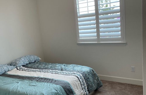 Roseville House | Next Gen private room suite for rent or lease