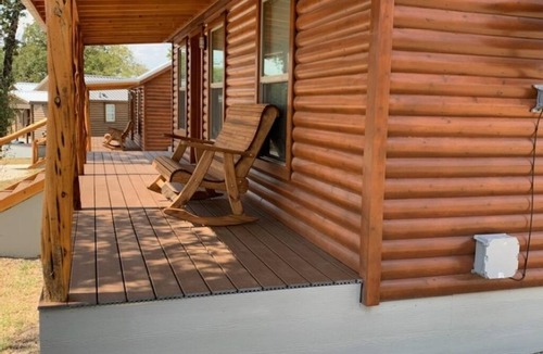 Hamilton Cabin | Next to Circle T Cabin 9