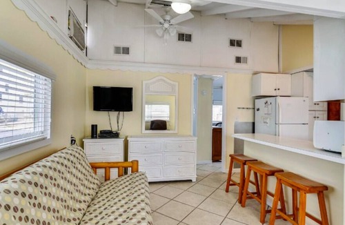 Ocean Beach I House | Next to the Beach +Parking