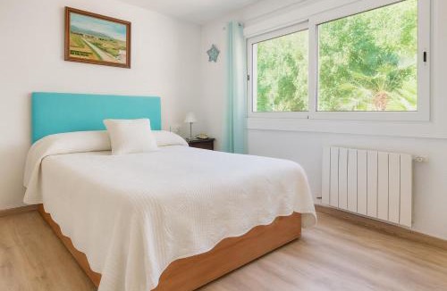 Premia de Mar Apartment | Next to the sea 20' from Barcelona