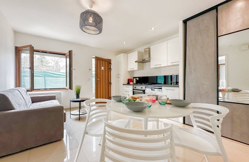 Cran-Gevrier Apartment | Neyt parking