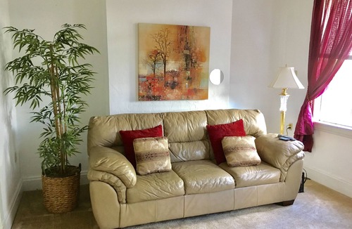 Mount Washington Apartment | NFL DRAFT! Stay in comfort. Only minutes from Downtown !