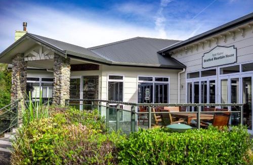 Taranaki Hotel | Ngati Ruanui Mountain Lodge