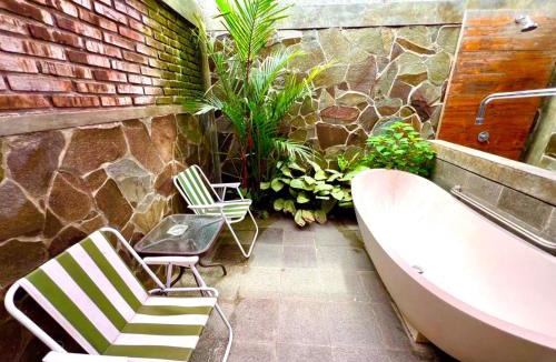 Ngaglik Resort | Nglaras Resort Yogyakarta