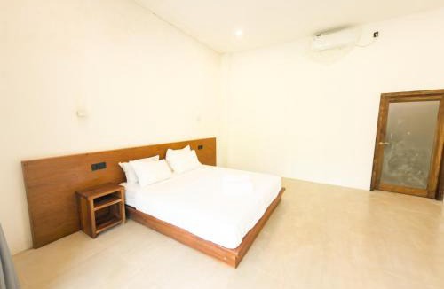 Kuta House | Ngolang Tropical Homestay