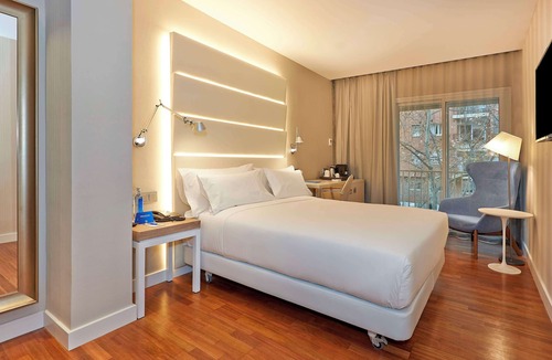 Les Corts Hotel | NH Barcelona Les Corts