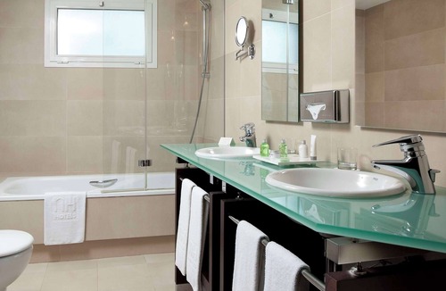 Lovaina Hotel | NH Canciller Ayala Vitoria