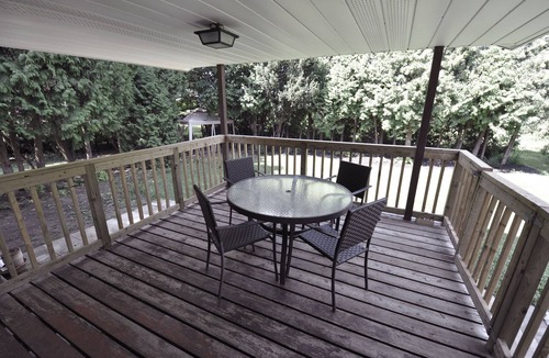 Virgil House | Niagara Acres, home away from home situated in the heart of Niagara wine country