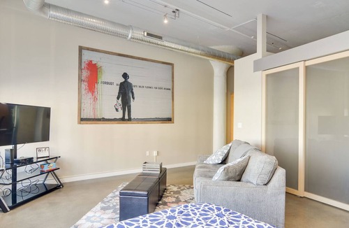 Tonawanda Apartment | Niagara/Buffalo Staycation-Monthly Special Rates