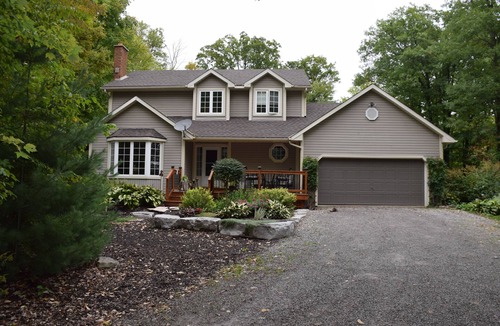 West Lincoln House | Niagara 'cottage like' Home Nestled in Nature - Gateway to Twenty Valley