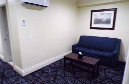 Lewiston Hotel | Niagara Crossing Hotel and Spa