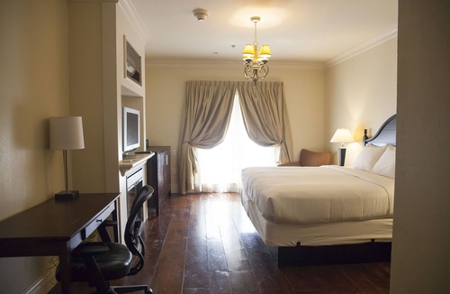 Lewiston Hotel | Niagara Crossing Hotel & Spa