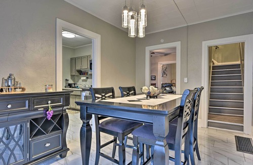 Niagara Falls Apartment | Niagara Falls Townhome: Near Wineries!