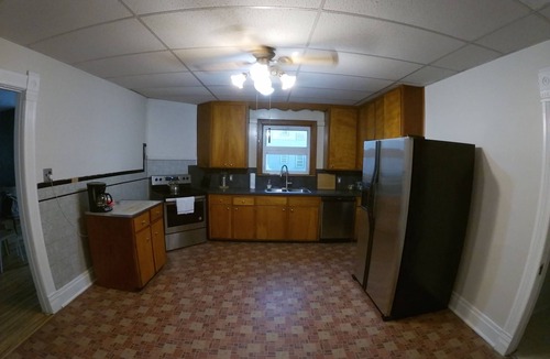 Downtown Niagara Falls House | Niagara Falls USA, Five bedroom home, 11 blocks from the Falls
