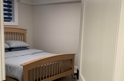 Niagara Falls House | Niagara Home away from home