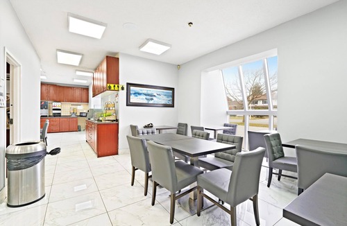 Niagara Falls Hotel | Niagara Lodge & Suites