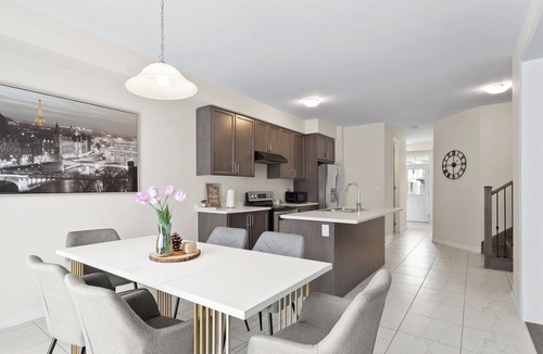 Thorold House | Niagara Luxury Boutique Retreat