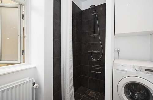 København V Apartment | Nice 1-bed Near Copenhagen Lakes