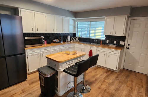 Del Mar House | Nice 2 Bd Home w/Efficiency near Downtown Corpus