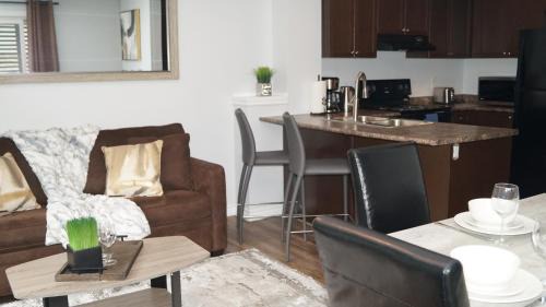 Kitchener Apartment | Nice 2 bdr 2 parking, pet friendly, patio