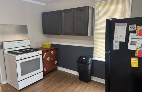 Erie Apartment | Nice 2-bedroom apartment in Erie