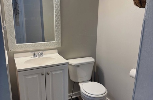 Erie Apartment | Nice 2-bedroom apartment in Erie