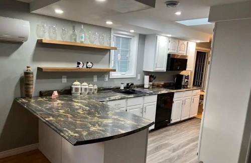 Westville House | Nice 2-bedroom bungalow, handicap friendly