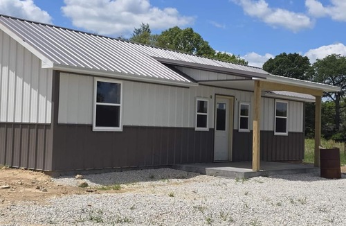 Teresita Cottage | Nice 2-bedroom cottage with AC in Mountain View