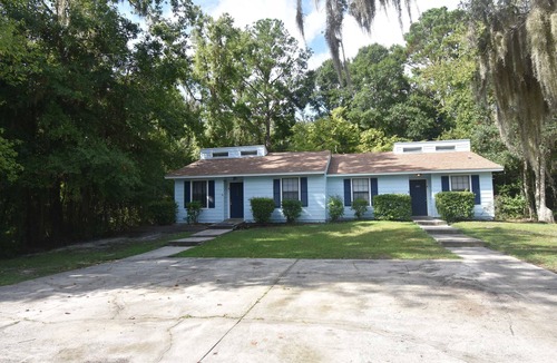 St. Marys House | Nice 2 Bedroom Duplex Great For Contractors