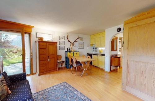 Surlej Apartment | Nice 2-room apartment on the ground floor, ca.
