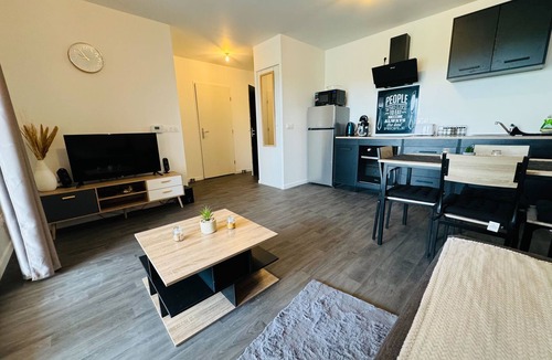 Colombelles Apartment | Nice 2 rooms at the gates of Caen
