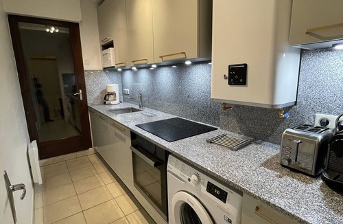 Blonville-sur-Mer Apartment | Nice 2 rooms and balcony sea Blonville. Close to the city center/transport