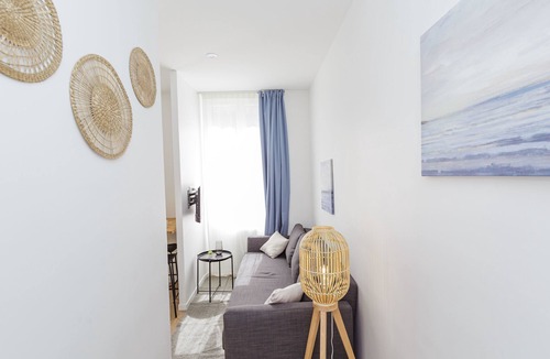 18th Arrondissement Apartment | Nice 23 M² Bright And Renovated Courtyard Side