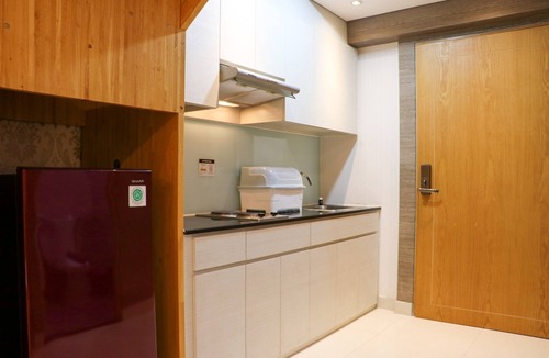 Kebon Jeruk Apartment | Nice 2Br Apartment At Maqna Residence