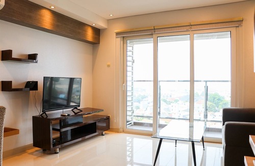 Kebon Jeruk Apartment | Nice 2Br Apartment At Maqna Residence