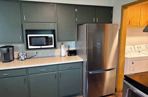 Enid House | Nice 3 Bedroom, 1.5 bathroom Chickasaw House
