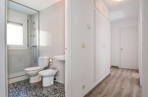 Incles Apartment | Nice 3 Bedroom Apartment for 6 people, Incles. C.PEP 2