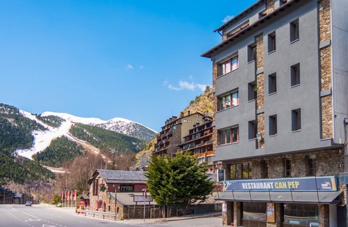 Incles Apartment | Nice 3 Bedroom Apartment for 6 people, Incles. C.PEP 5