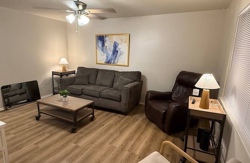 Port Neches House | Nice 3-bedroom house with AC in Port Neches