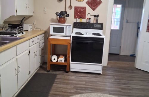 Lake City House | Nice 3-bedroom house with AC in sunny Sun City