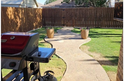 Lubbock House | Nice 3-bedroom pet friendly house with AC in friendly Lubbock