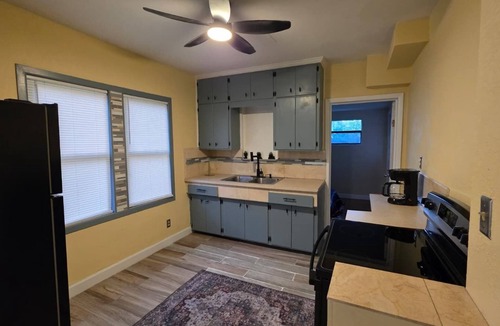 Golden Glades House | Nice 4-bedroom house in marvelous Biscayne Gardens. Minutes from Stadium