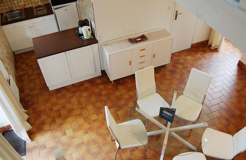 Saint-Jouan-des-Guerets Apartment | Nice apartment for 5 guests with pool, WIFI, TV and terrace