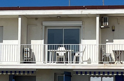 Palavas-les-Flots Condo | Nice air-conditioned studio - wifi - sea view and direct beach access