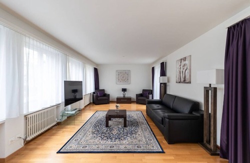 Seefeld Apartment | Nice and big 1 BR flat city center/near lake (D8)