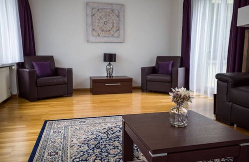 Seefeld Apartment | Nice and big 1 BR flat city center/near lake (D8)